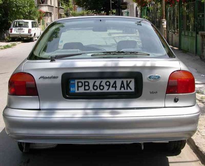mondeo_back.jpg