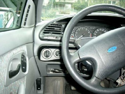mondeo7.jpg